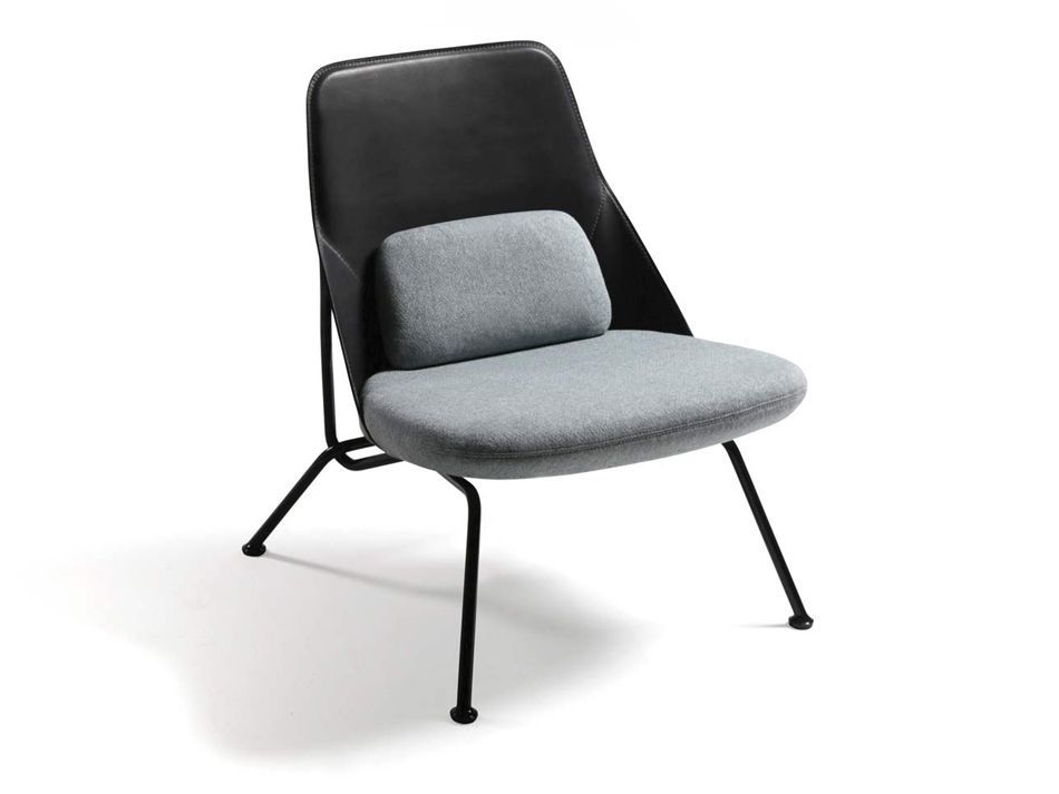 STRAIN EASY CHAIR