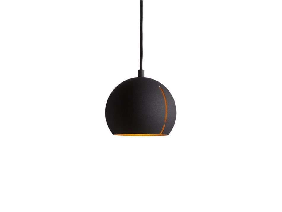 133005_Gapround_black_1_exposed_700x