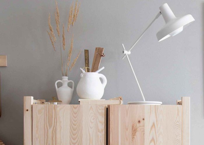Arigato-short-bordlampe-Grupa-AR-TPw-credit_Genevieve-Jorn-Niki-Brantmark