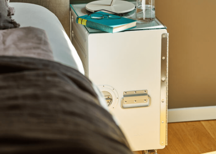 BORDBAR box Container weiß +bedsidetable equipment 02