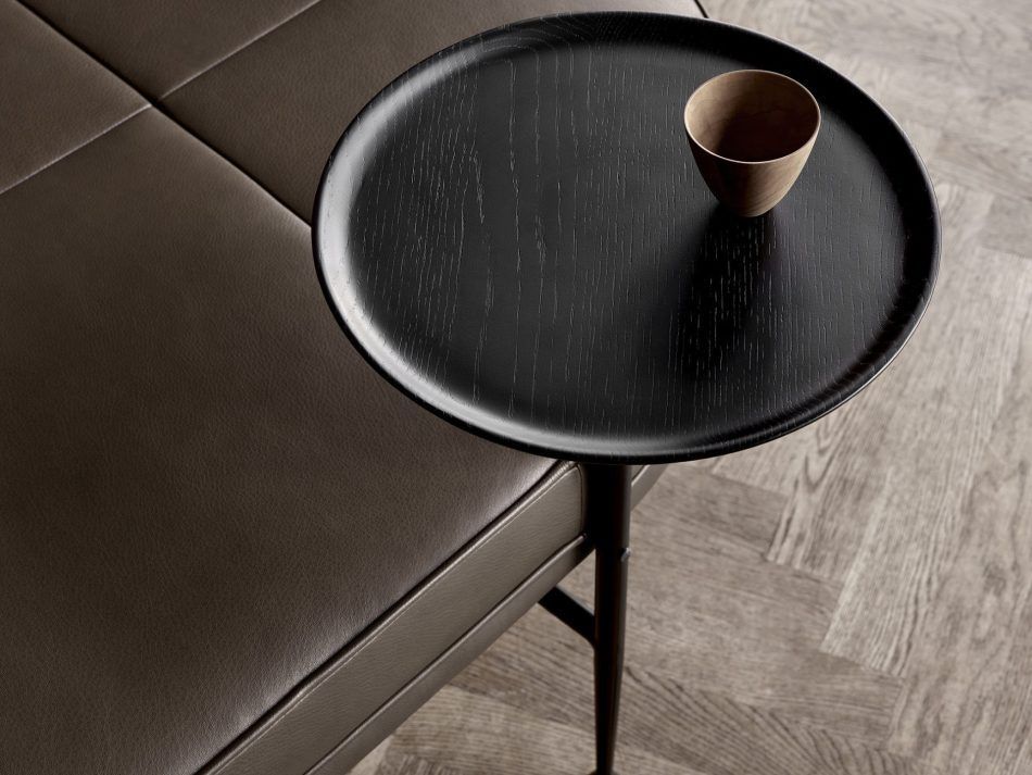 Canoe_detail_Parma col. Marrone_table_72 dpi